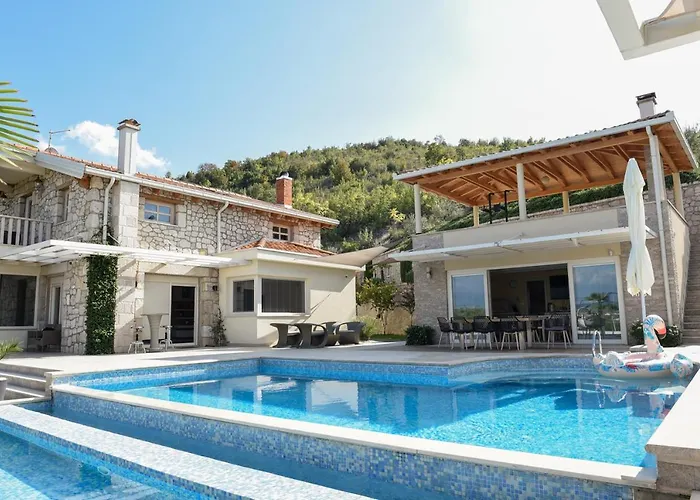 Villa Vand Paradiso