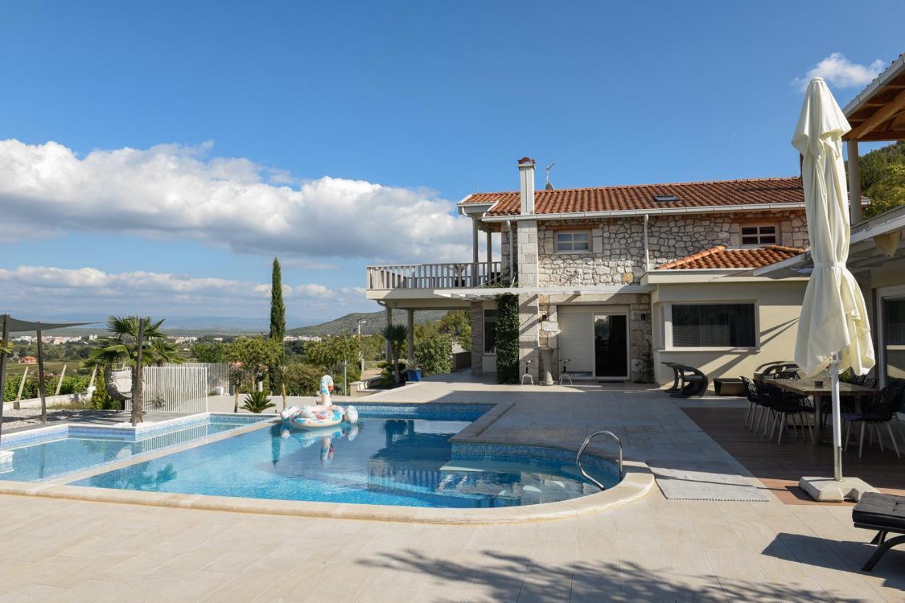 Vand Paradiso Villa